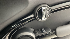 MINI Hatchback 135kW Cooper S Level 2 33kWh 3dr Auto Electric Hatchback